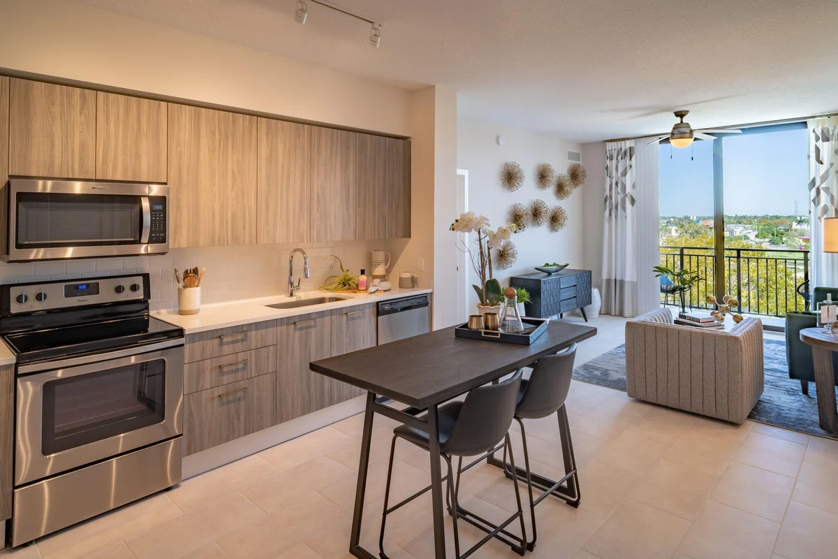 17945 SW 97th Ave #208, Palmetto Bay: photo 1 of 18