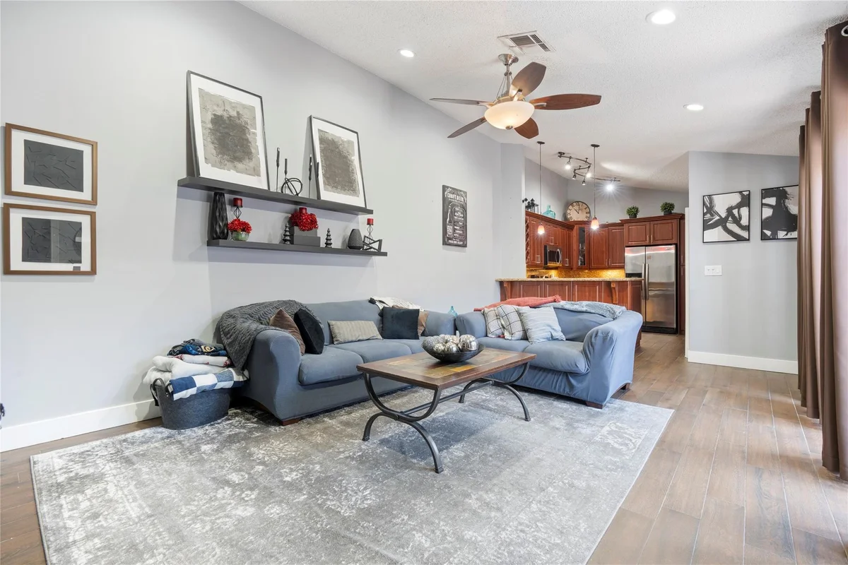 151 NW 115th Ave #405, Plantation: photo 1 of 35
