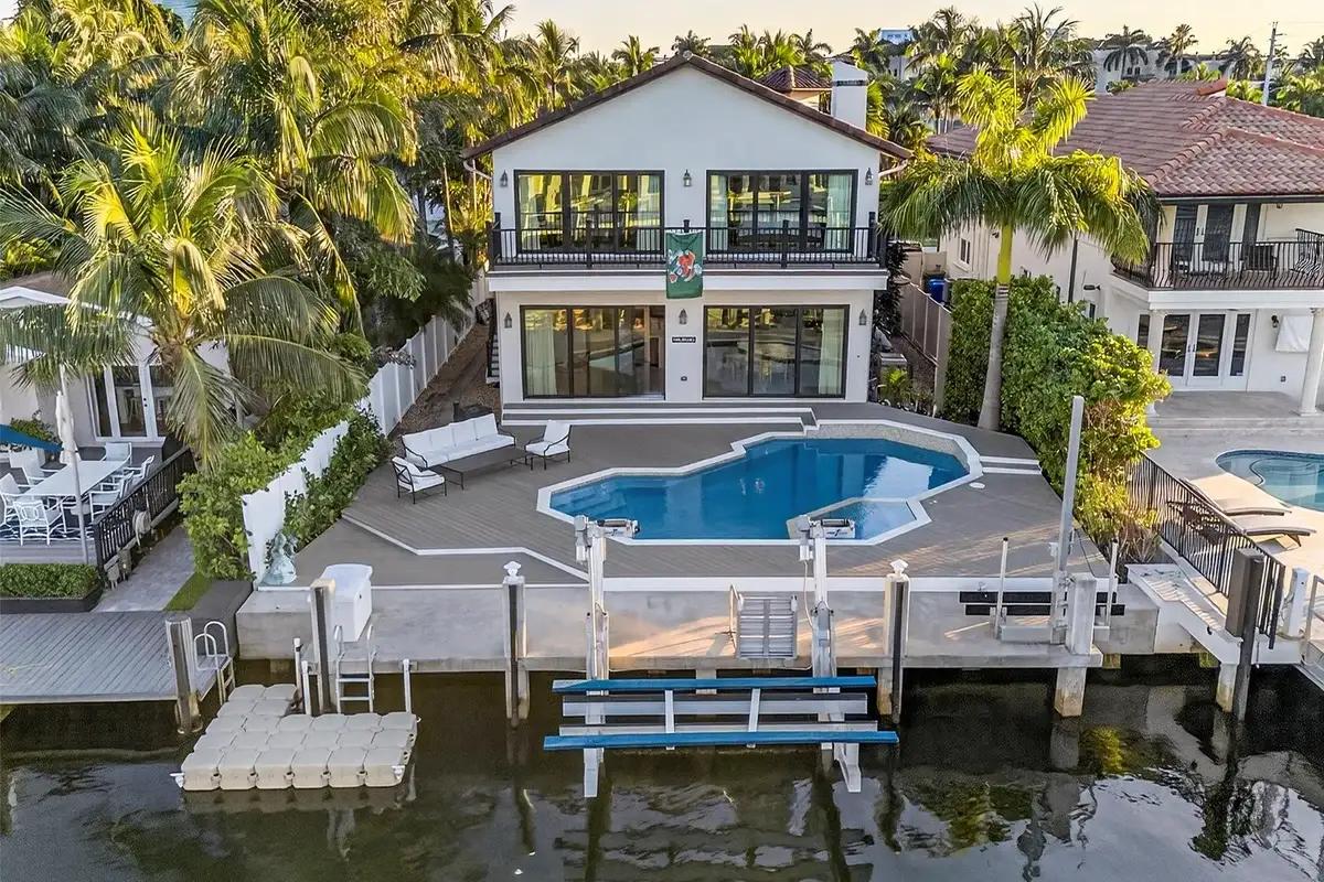 1505 SE 11th St, Fort Lauderdale: photo 1 of 81