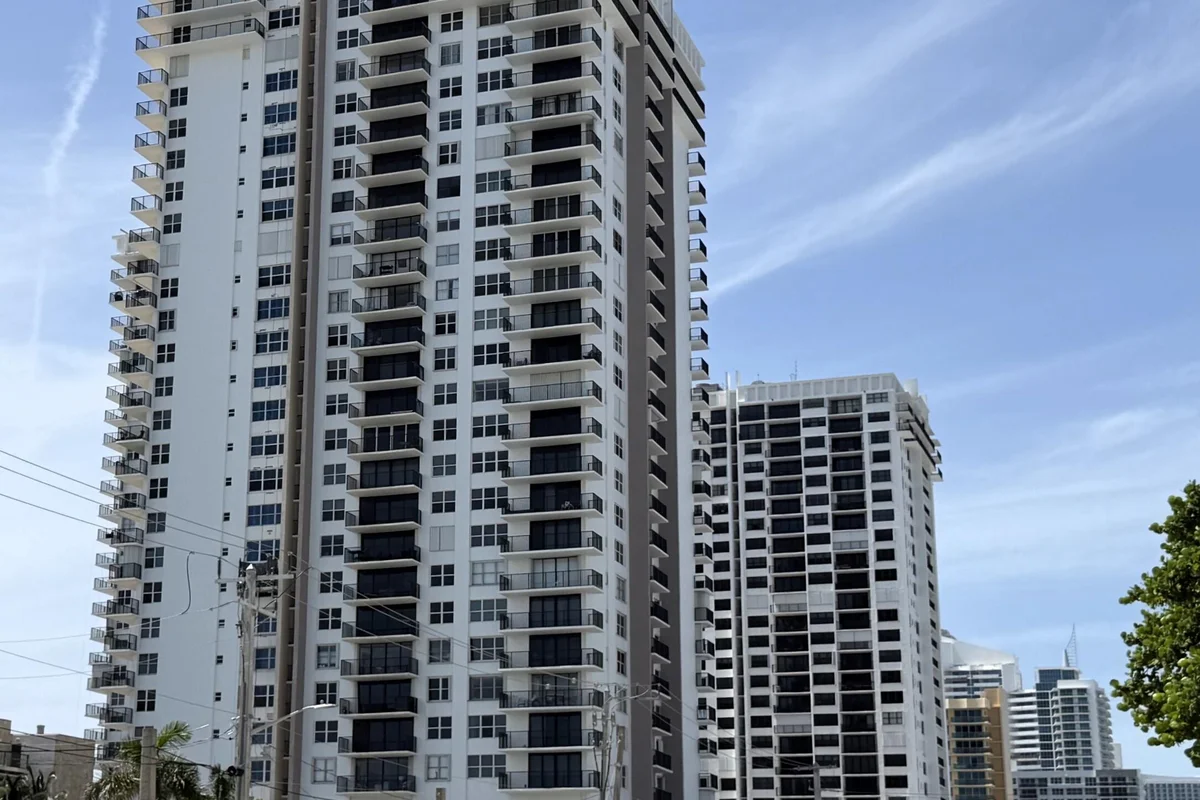 2101 S Ocean Dr #505, Hollywood: photo 1 of 33