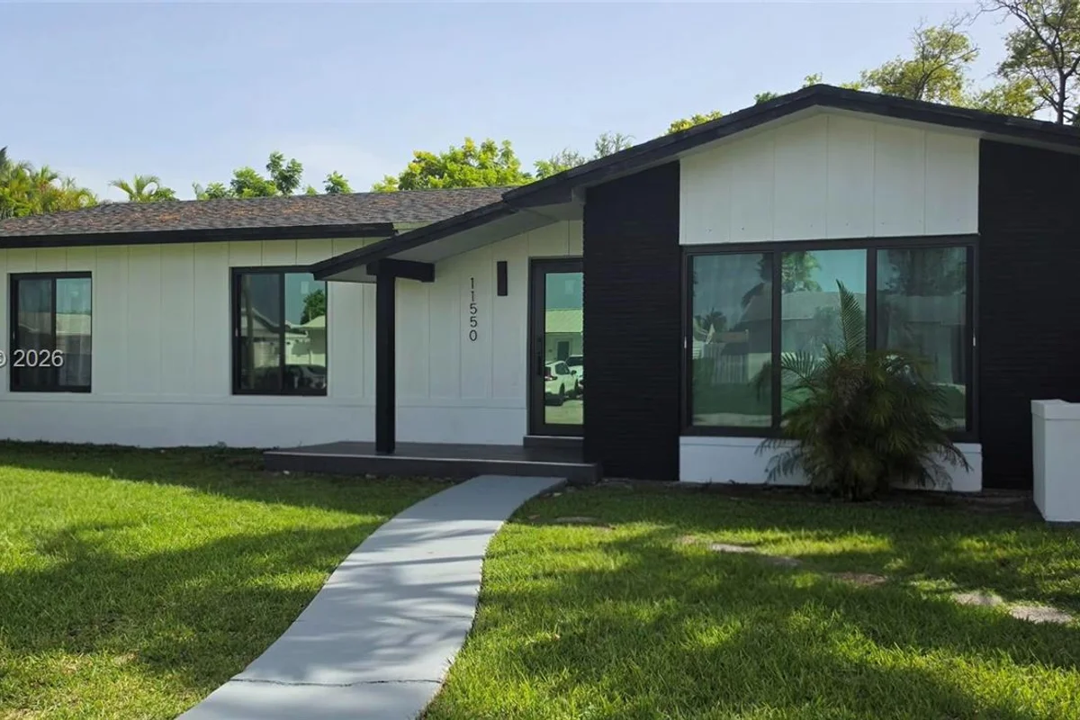 11550 SW 119th Place Rd, Miami: photo 1 of 29
