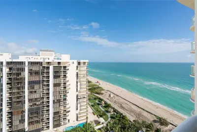 6365 Collins Ave #1811, Miami Beach: photo 1 of 11