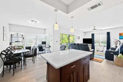 1839 Middle River Dr #105, Fort Lauderdale: photo 1 of 23