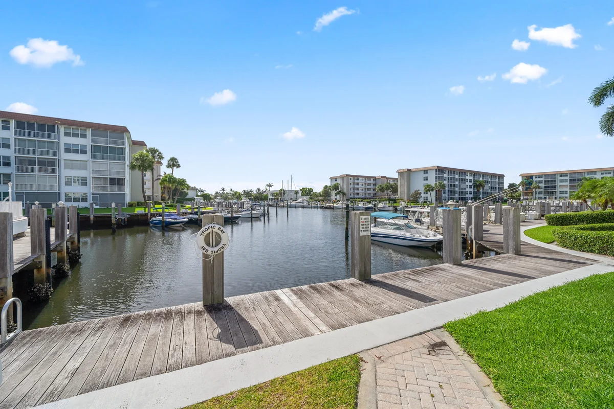 2525 Florida Blvd #130, Delray Beach: photo 1 of 27