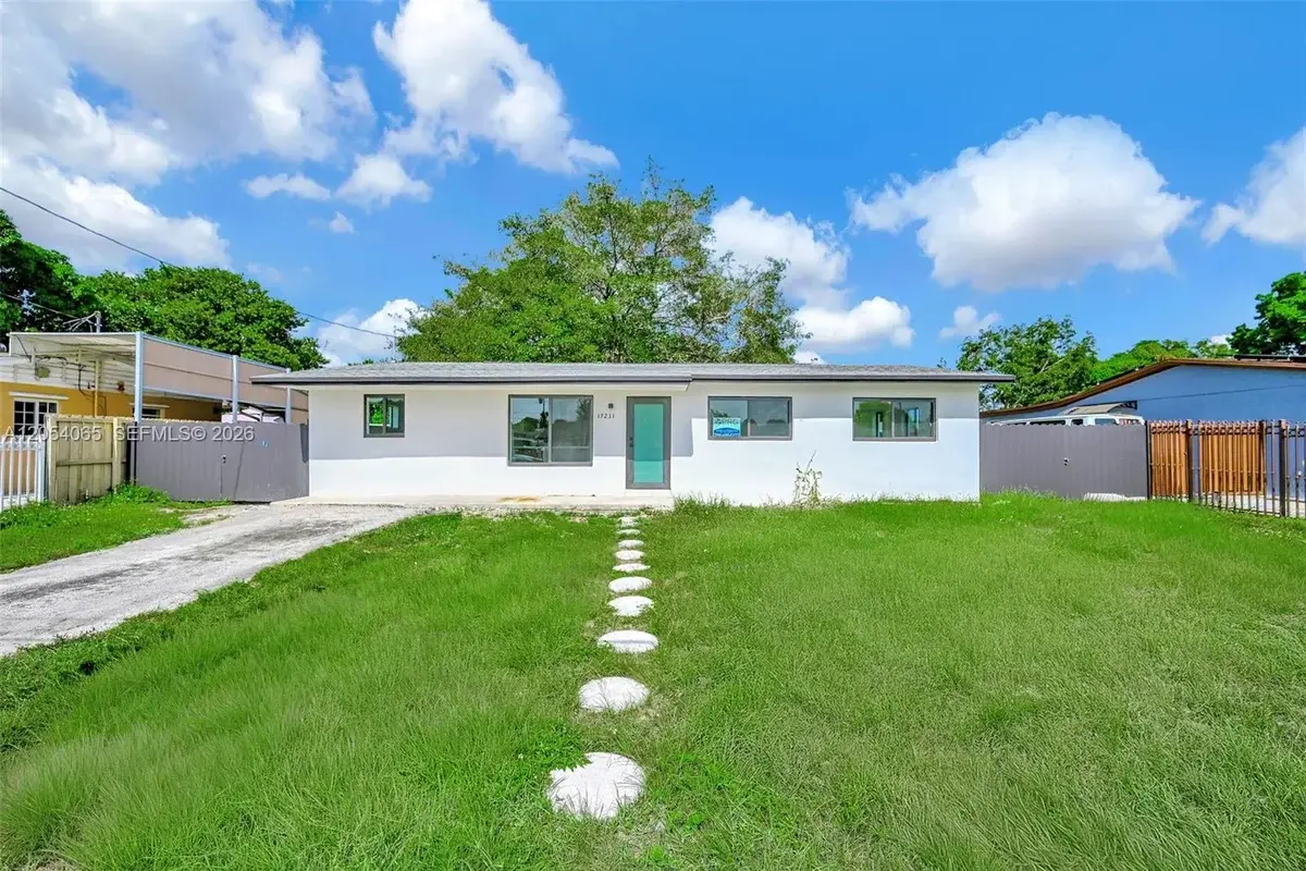 17231 NW 47th Ct, Miami Gardens: photo 1 of 31