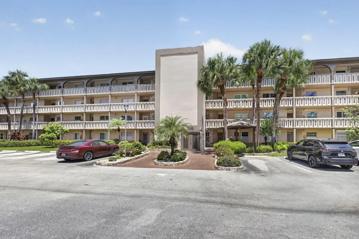 1703 Andros Isle #M3, Coconut Creek: photo 1 of 48