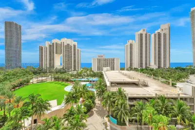 19370 Collins Ave #1001, Sunny Isles Beach: photo 1 of 19