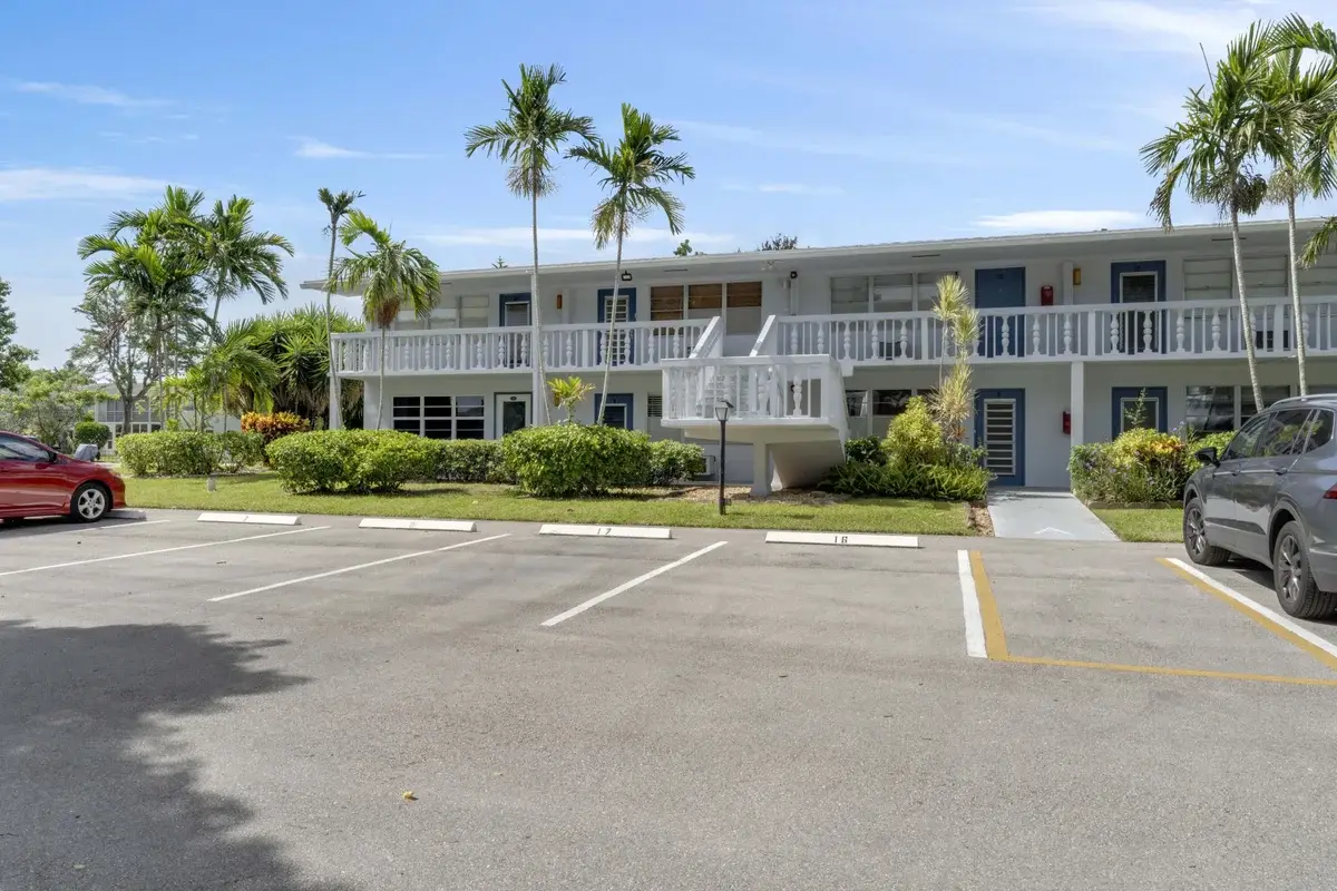 9 Prescott A, Deerfield Beach: photo 1 of 25