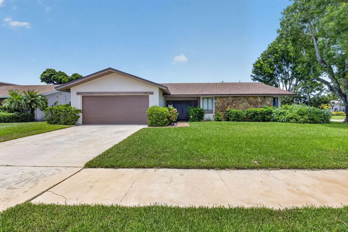 17667 Pine Needle Ter, Boca Raton: photo 1 of 40