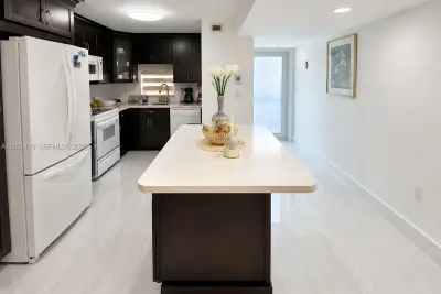 8990 S Hollybrook Blvd #210, Pembroke Pines: photo 1 of 21