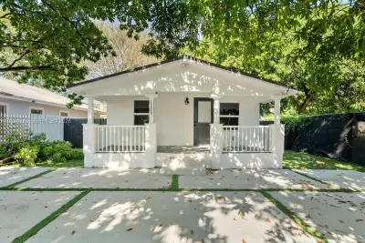 1829 NW 62nd Ter, Miami: photo 1 of 54