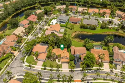 524 Water Point, Weston: photo 1 of 72