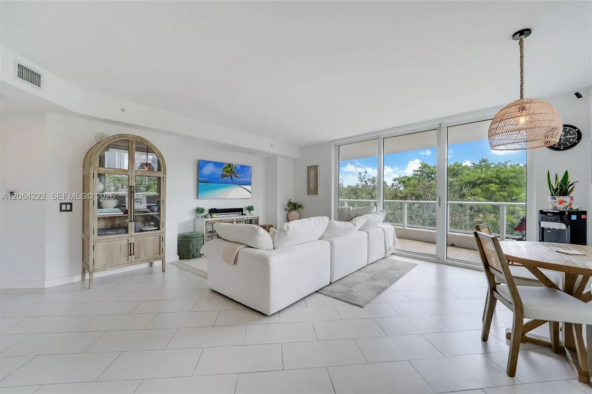 4250 Biscayne Blvd #301, Miami: photo 1 of 20