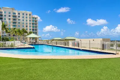 350 N Federal Hwy N #715, Boynton Beach: photo 1 of 23