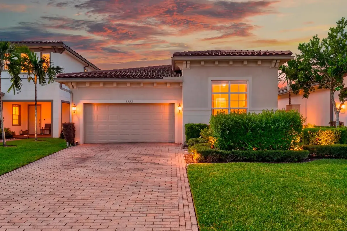 8883 Kingsmoor Way, Lake Worth: photo 1 of 77