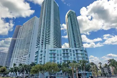 1900 N Bayshore Dr #3807, Miami: photo 1 of 32