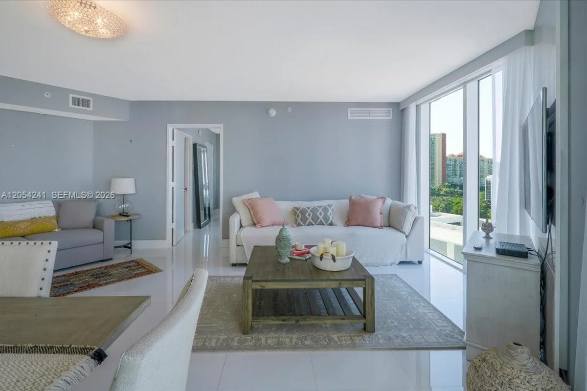 250 Sunny Isles Blvd #3-902, Sunny Isles Beach: photo 1 of 18