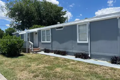 20016 NW 56 Ave, Miami Gardens: photo 1 of 26