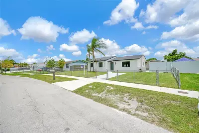 18670 SW 123rd Ct, Miami: photo 1 of 61