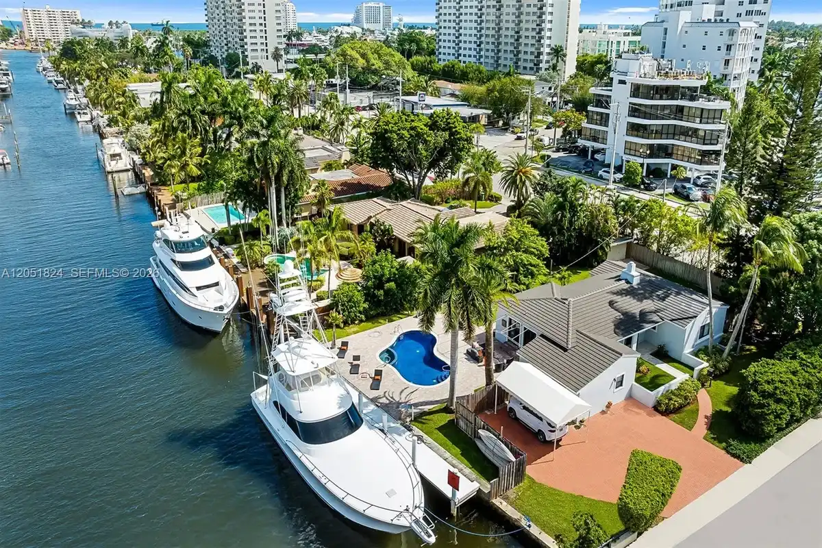 2301 E Las Olas Blvd, Fort Lauderdale: photo 1 of 63