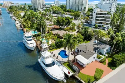 2301 E Las Olas Blvd, Fort Lauderdale: photo 1 of 63