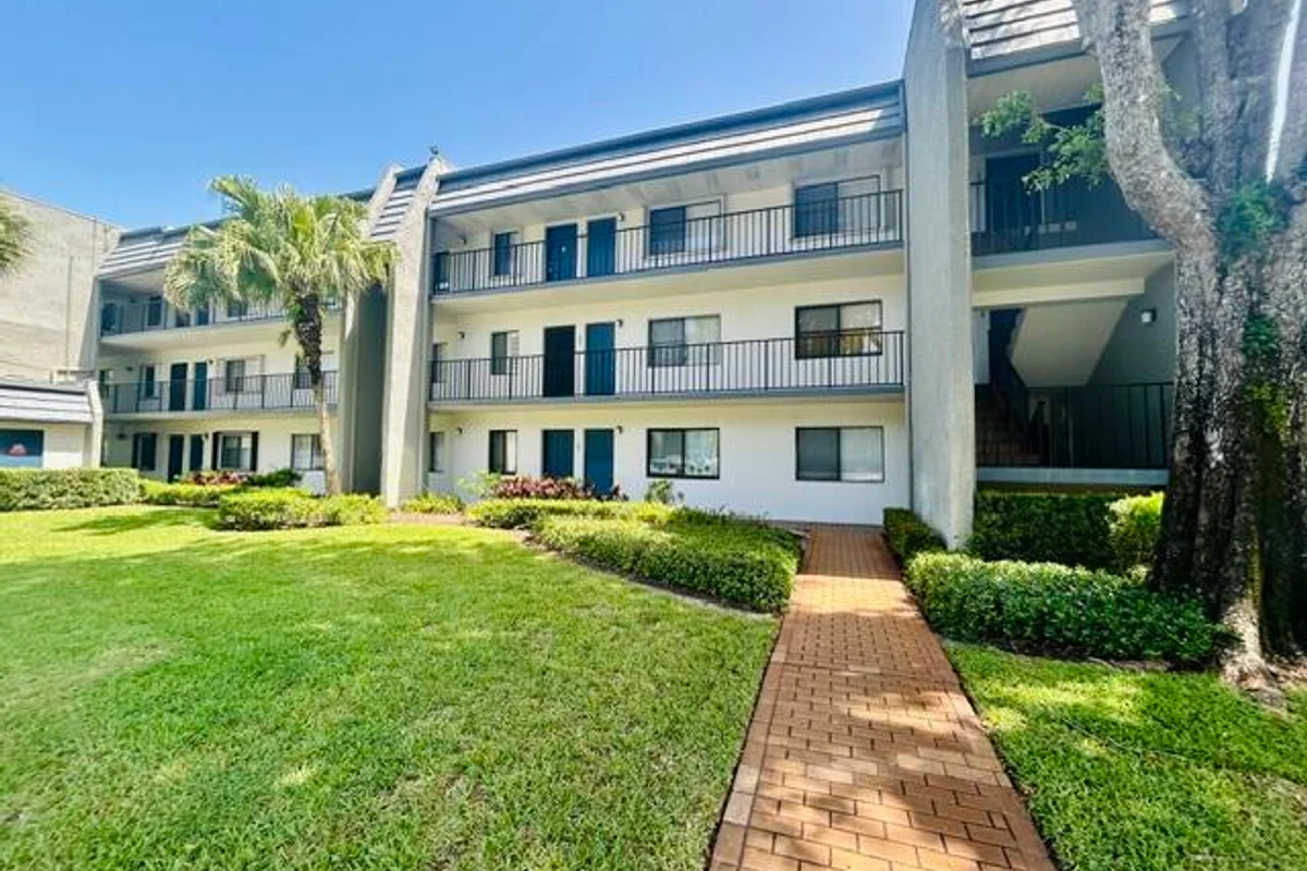 4801 Esedra Ct #205, Lake Worth: photo 1 of 37