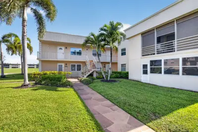 332 Capri G, Delray Beach: photo 1 of 54
