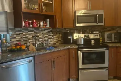3 Greenway Village N #202, Royal Palm Beach: photo 1 of 6