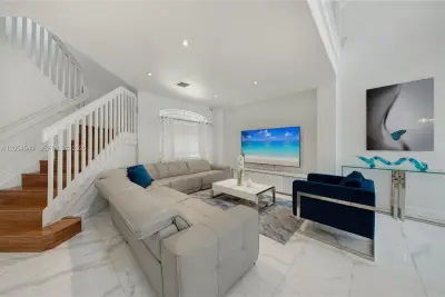 8770 SW 204th St, Cutler Bay: photo 1 of 30