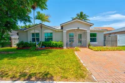 24636 SW 114th Ct, Homestead: photo 1 of 25