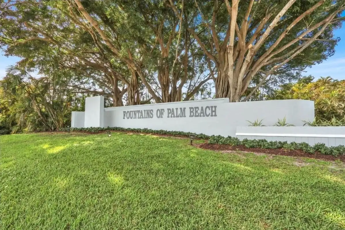 6965 Parisian Way, Lake Worth: photo 1 of 34
