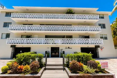 1725 James Ave #12A, Miami Beach: photo 1 of 28