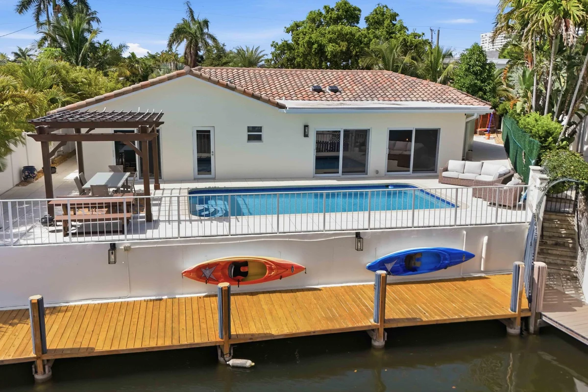 3316 NE 40th Ct, Fort Lauderdale: photo 1 of 51
