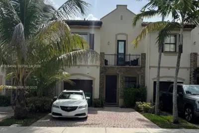 23477 SW 112th Pl, Homestead: photo 1 of 35