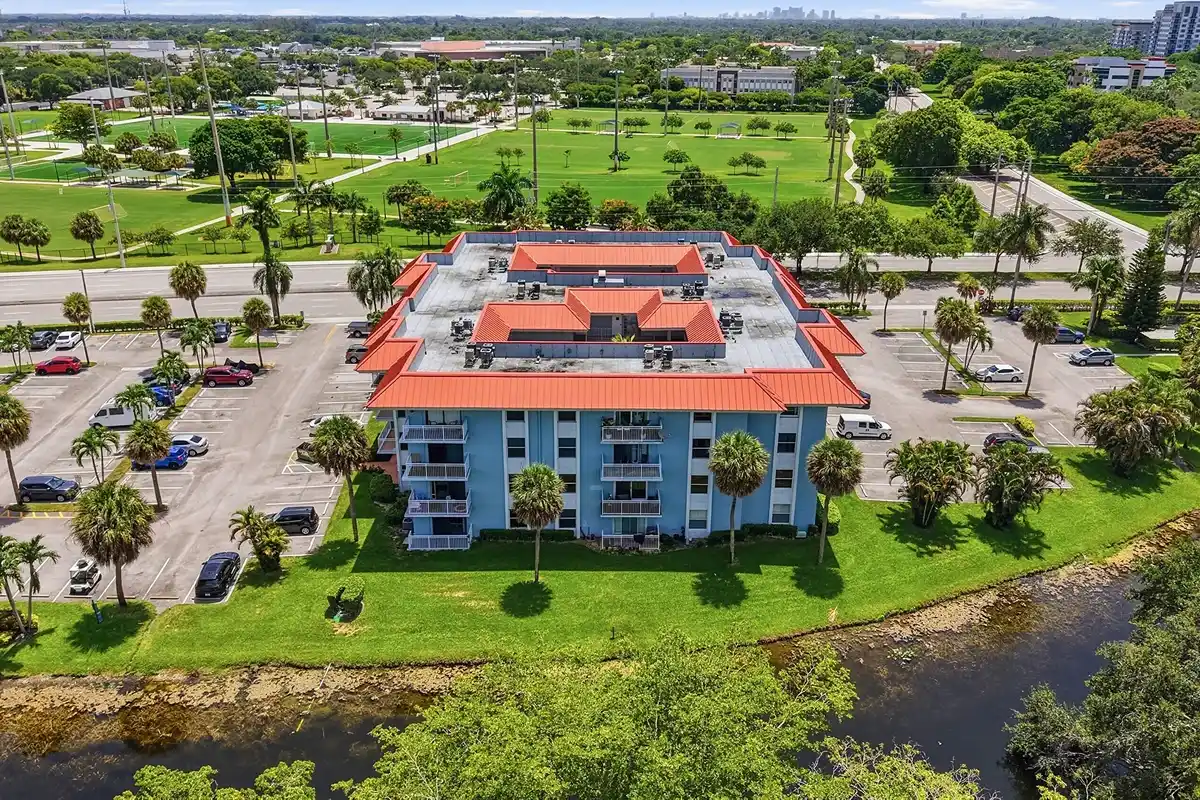 505 S Pine Island Rd #B310, Plantation: photo 1 of 55