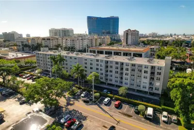 1600 SE 15th St #601, Fort Lauderdale: photo 1 of 47