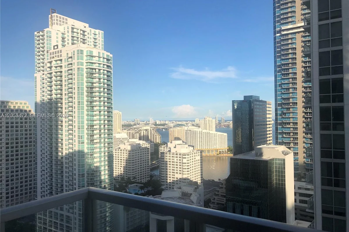 1050 Brickell Ave #2910, Miami: photo 1 of 12