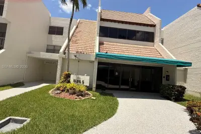 303 Racquet Club Rd #206, Weston: photo 1 of 36
