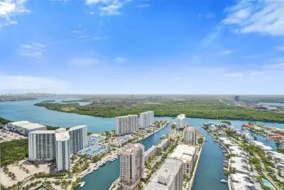 16001 Collins Ave #4305, Sunny Isles Beach: photo 1 of 35