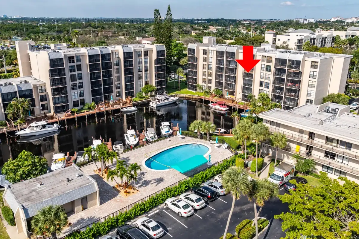 3 Royal Palm Way #403, Boca Raton: photo 1 of 33