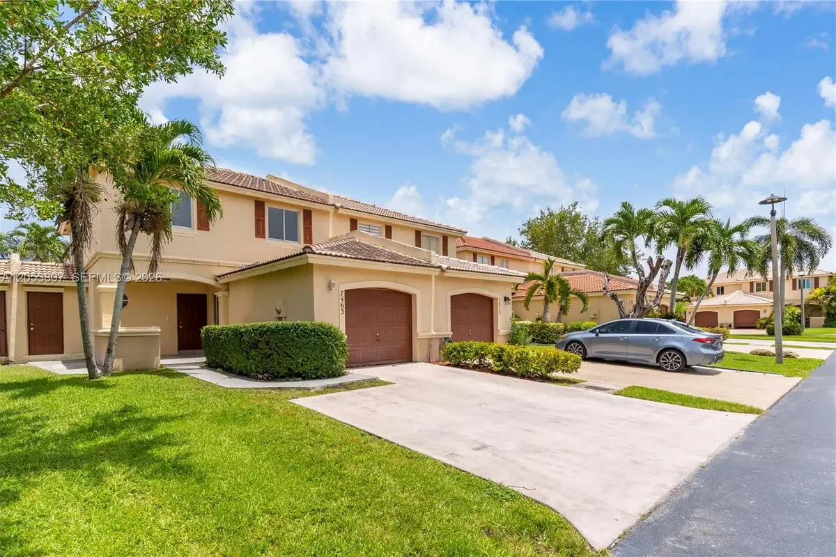 7463 SW 164th Ave, Miami: photo 1 of 28