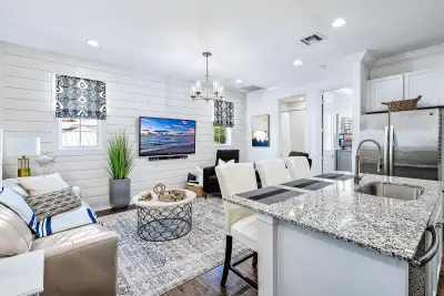 148 Botanica Dr, Jupiter: photo 1 of 10