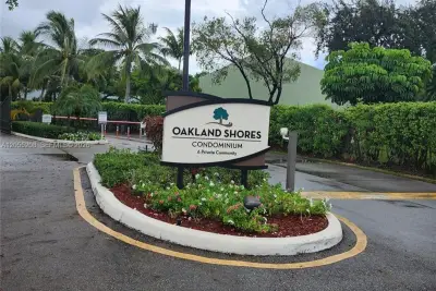 3101 Oakland Shores Dr #H105, Oakland Park: photo 1 of 13