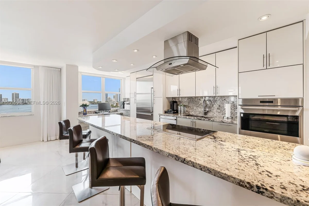 251 174th St #1104, Sunny Isles Beach: photo 1 of 56