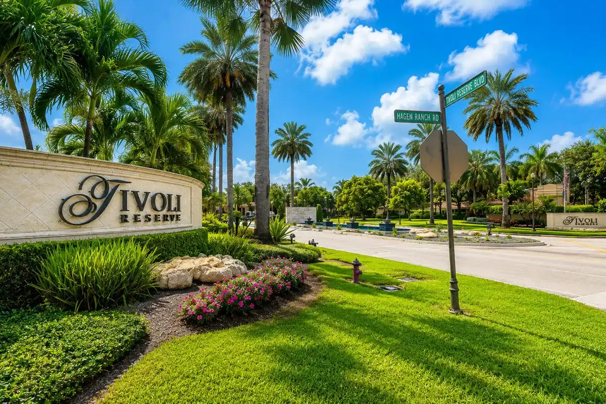 8047 Via Grande, Boynton Beach: photo 1 of 50