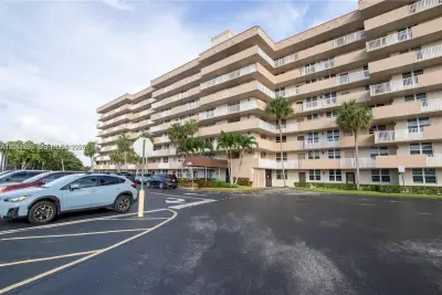 250 Jacaranda Dr #302, Plantation: photo 1 of 30