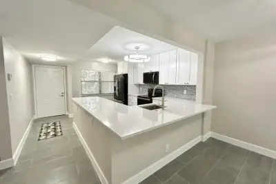 7681 Tahiti Ln #102, Lake Worth: photo 1 of 71