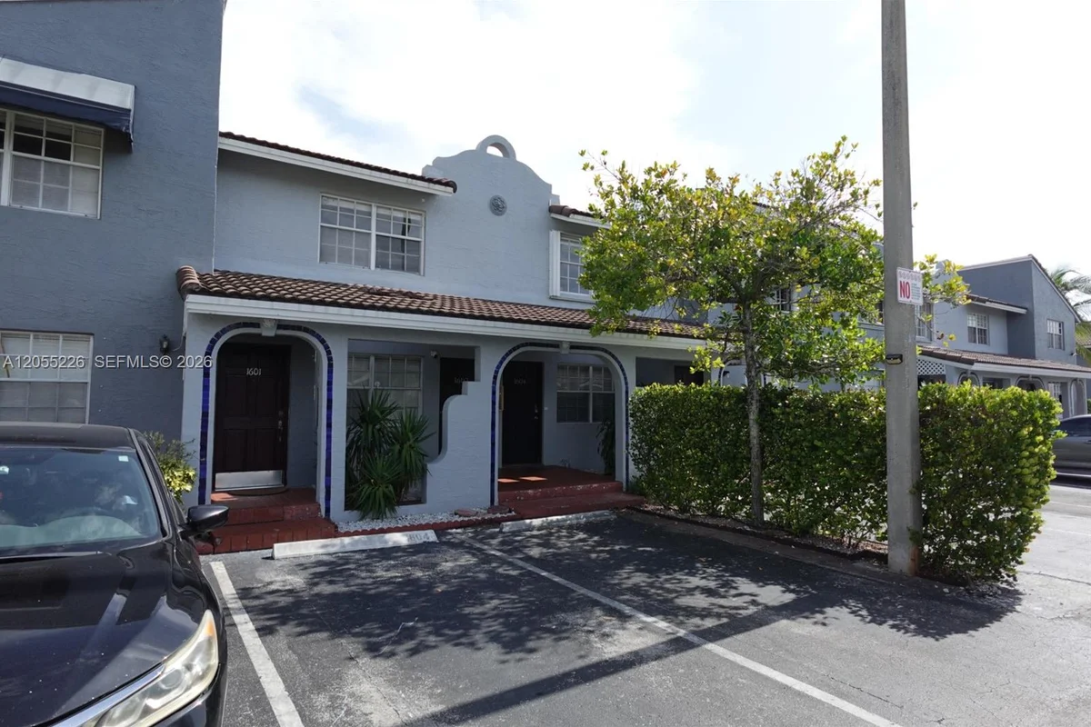 7030 NW 173rd Dr #1602, Hialeah: photo 1 of 29