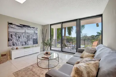 1101 River Reach Dr #415, Fort Lauderdale: photo 1 of 49