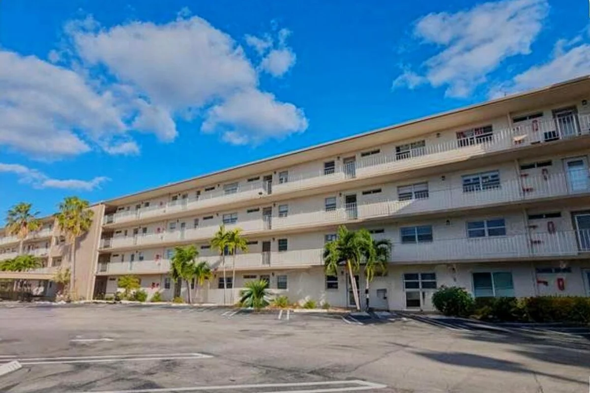 2601 NE 3rd Ct #4100, Boynton Beach: photo 1 of 32